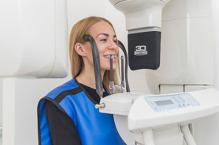 Зачем нужна компьютерная томография при имплантации зубов?